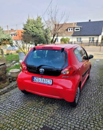 Toyota Aygo cena 9900 przebieg: 128000, rok produkcji 2006 z Szczecin małe 211